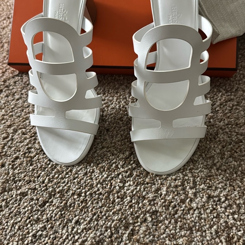 Hermes White Women's Sandals - Picture 3 of 12